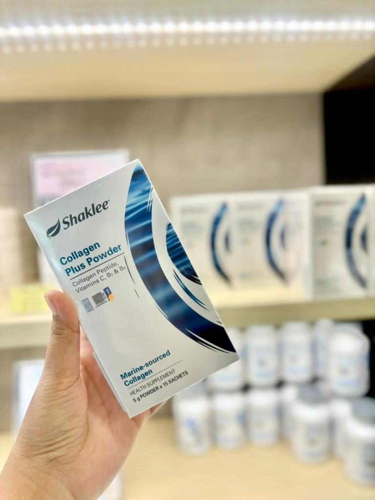 Tona Warna Tak Sekata